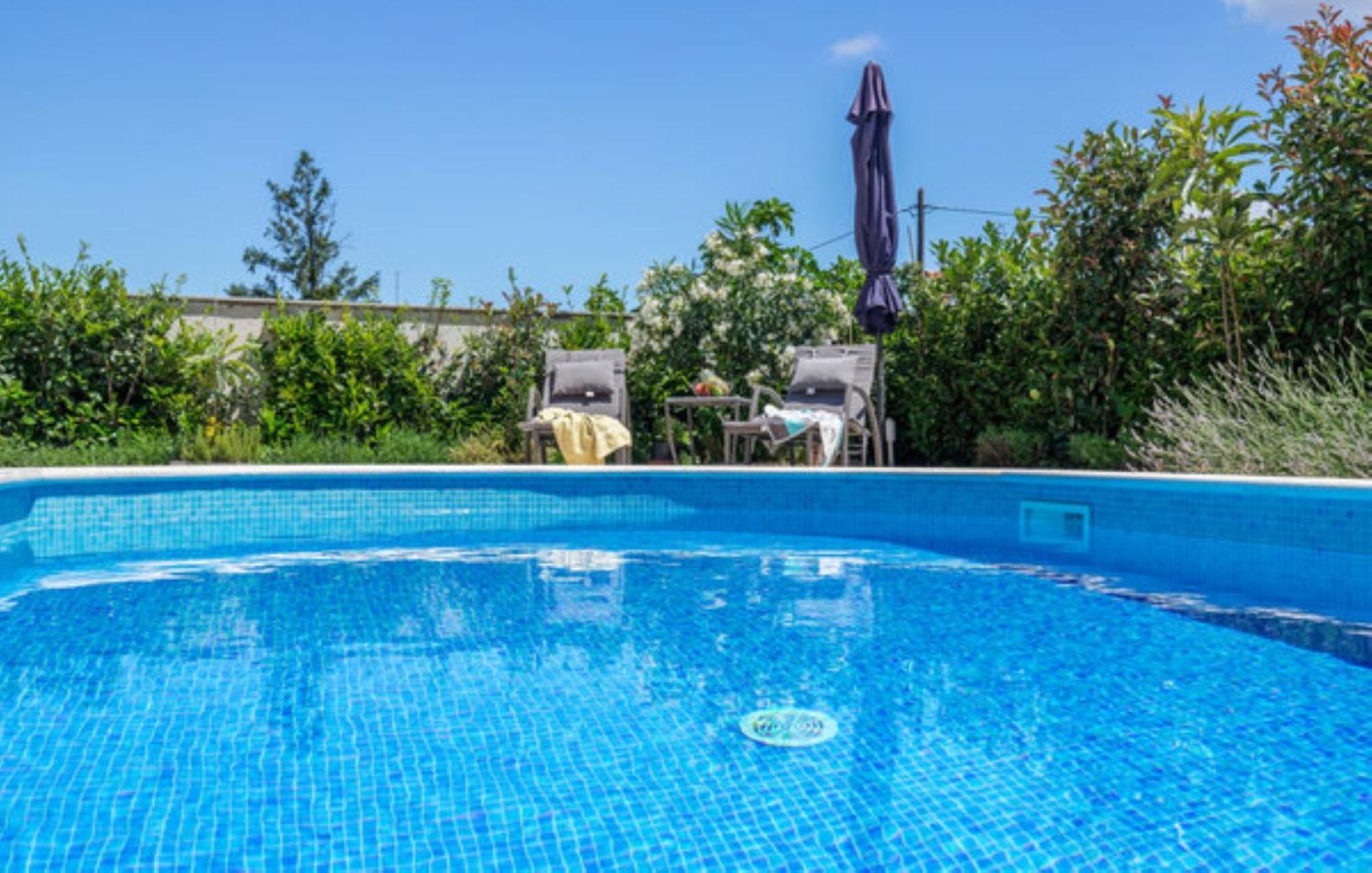 Studio Apartment With Pool 普拉 外观 照片
